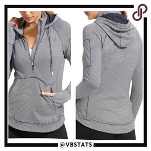 Athleta‎ Heavenly Heights Hoodie Half Zip Navy/White in Size Small